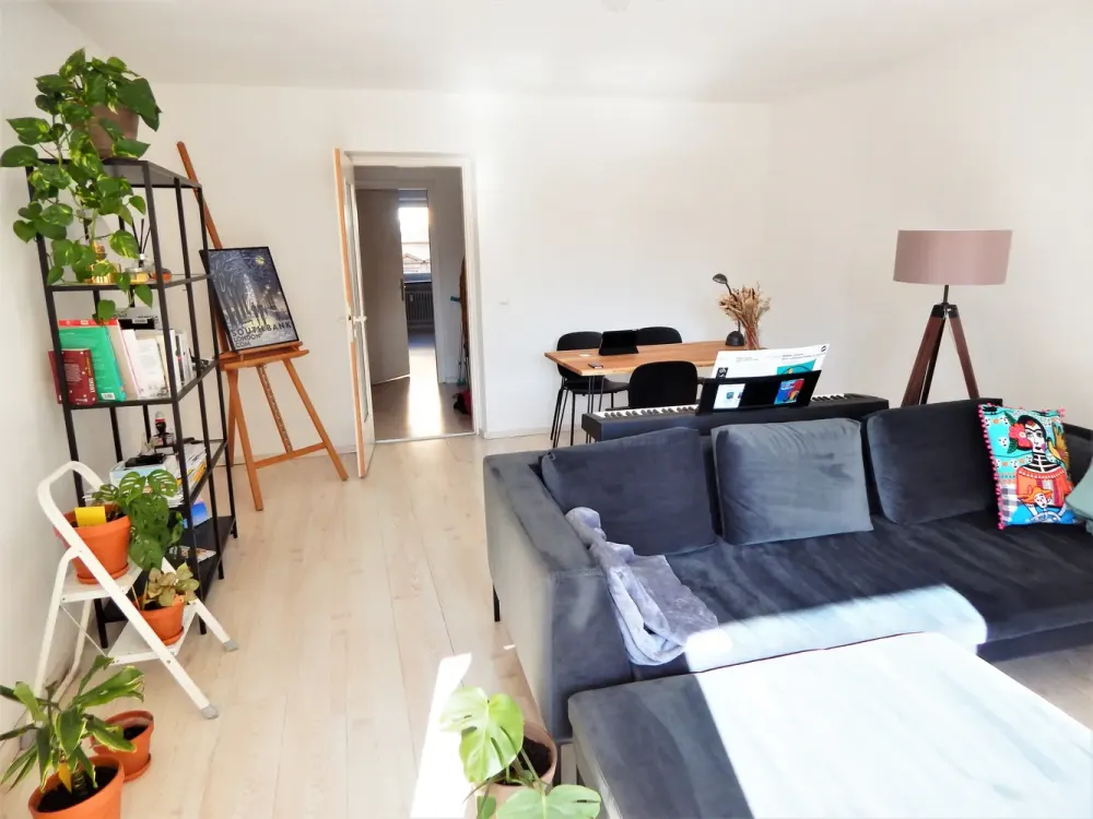Zwei Balkone, viel Licht: Frisch sanierte 2-Zimmer-Wohnung in Haidhausen nahe Ostbahnhof