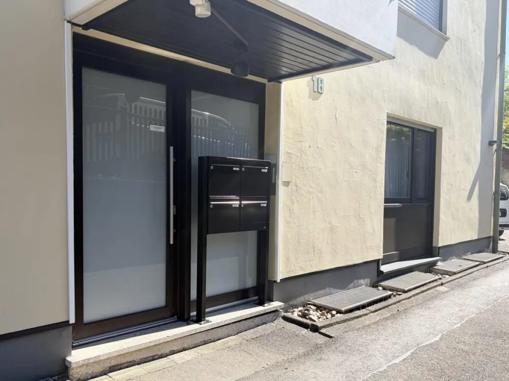 Attraktive 2,5 Zimmer-Wohnung mit Balkon u. Garage in Volmarstein