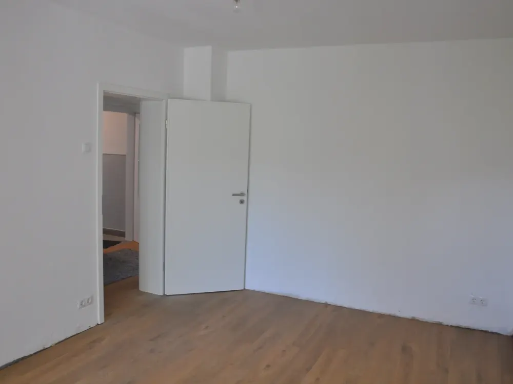 klassisches Wohnen: 3-Zimmer-Wohnung im Josefsviertel
