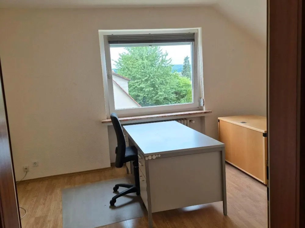 3 Room Apartment with Kitchen and Bathroom, Espenau, Top Floor