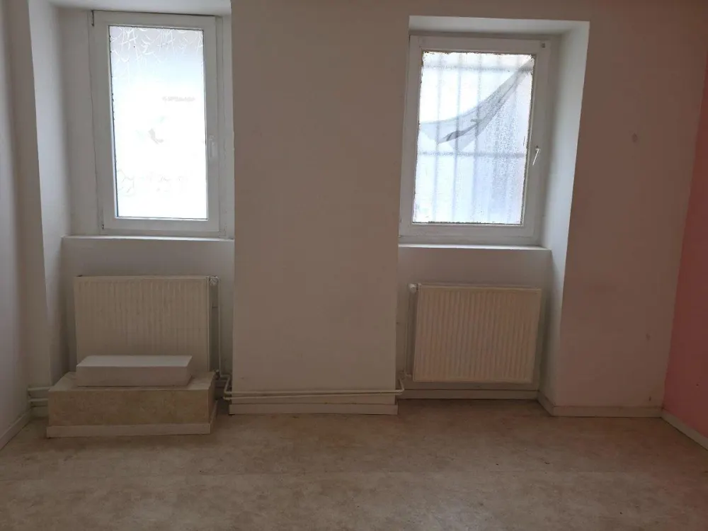 Wohnung Gesundbrunnen 4 Zimmer anzubieten