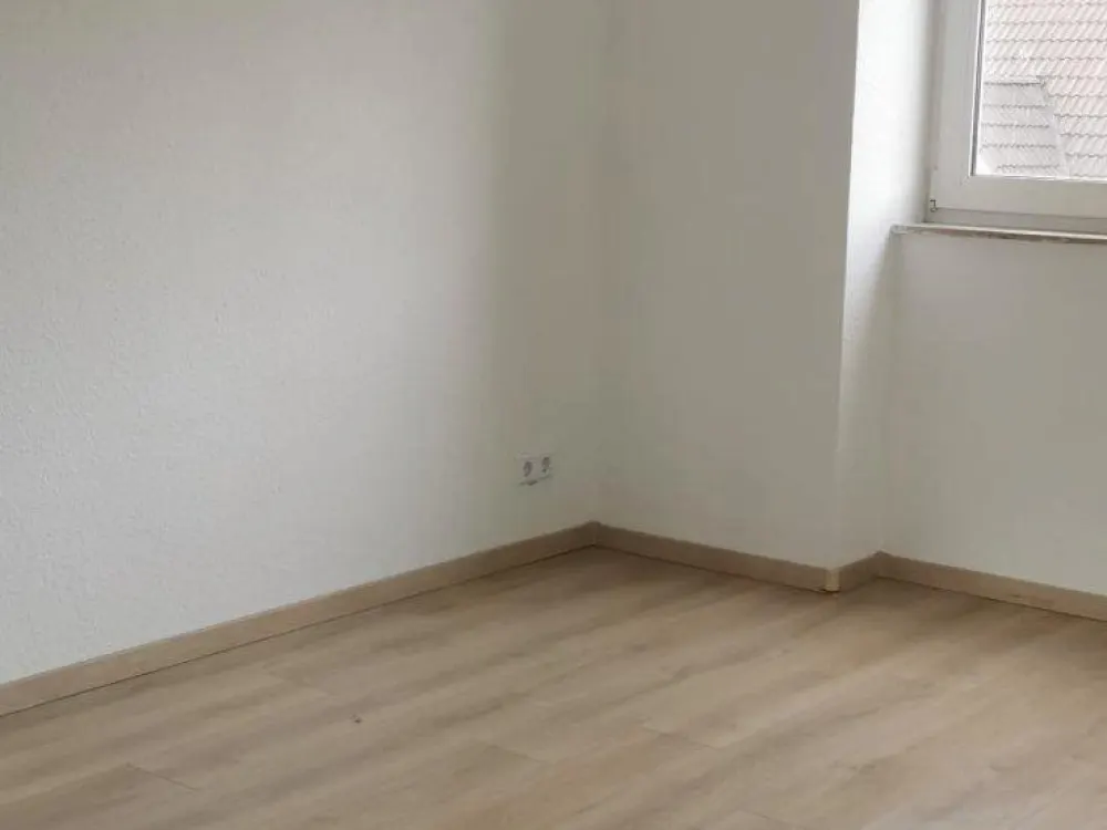 renovierte 3 Zimmerwoohnung mit Garten