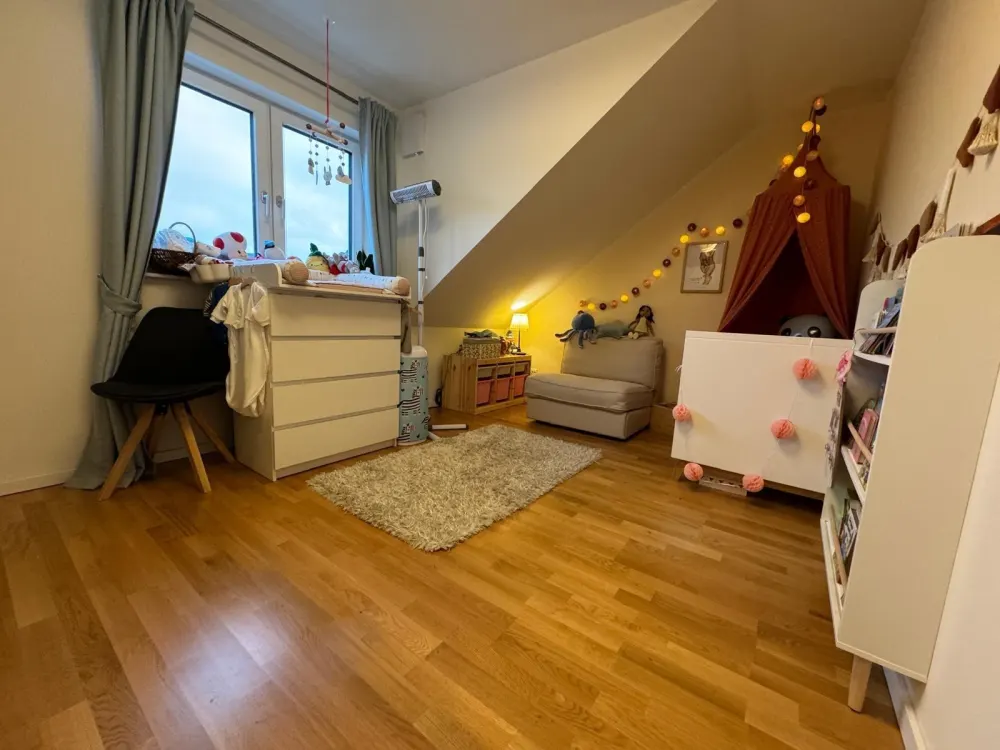 4-Room Apartment
