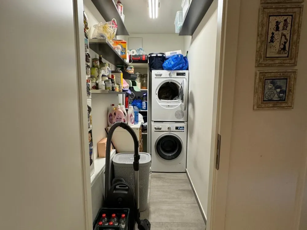 4-Room Apartment