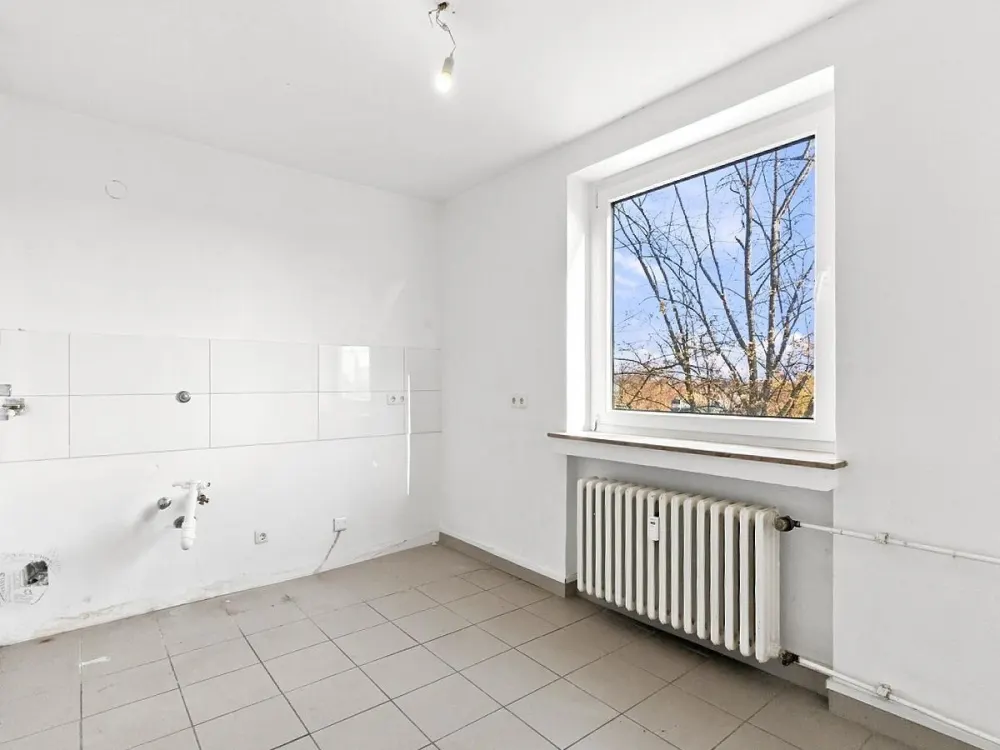 Großzügige 3 Zi.-Whg. mit Balkon