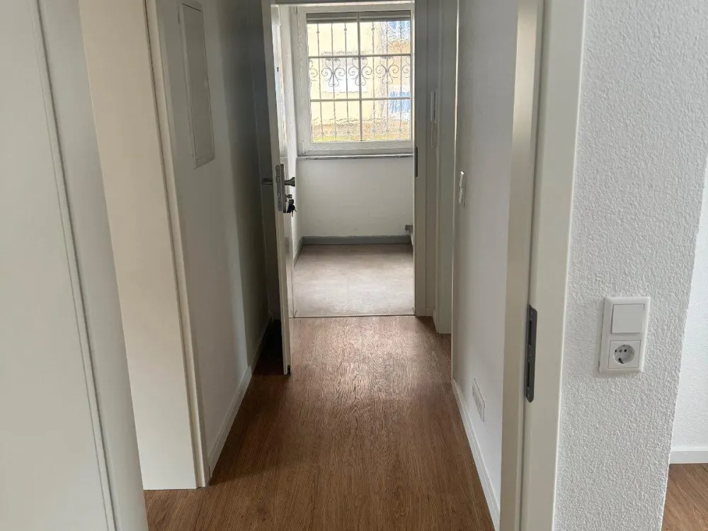 Helle, komplett sanierte 2 Zimmer-Wohnung in Rüsselsheim