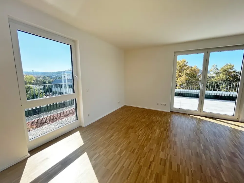 2 Months Rent-Free! New Build Comfort + Roof Terrace + Plenty of Space + Fitted Kitchen + 2 Bathrooms + Storage Room