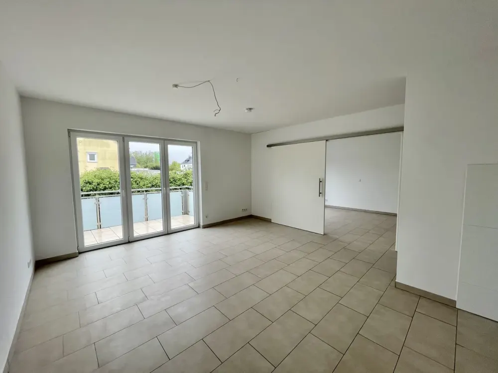 Schöne, barrierefreie Balkonwohnung und Aufzug