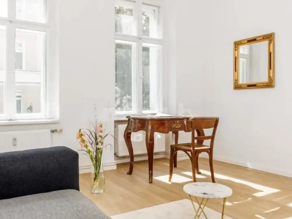 Neues Zuhause in Stadtmitte - individuelle Altbauwohnung in fantastischer Lage Nähe Torstrasse