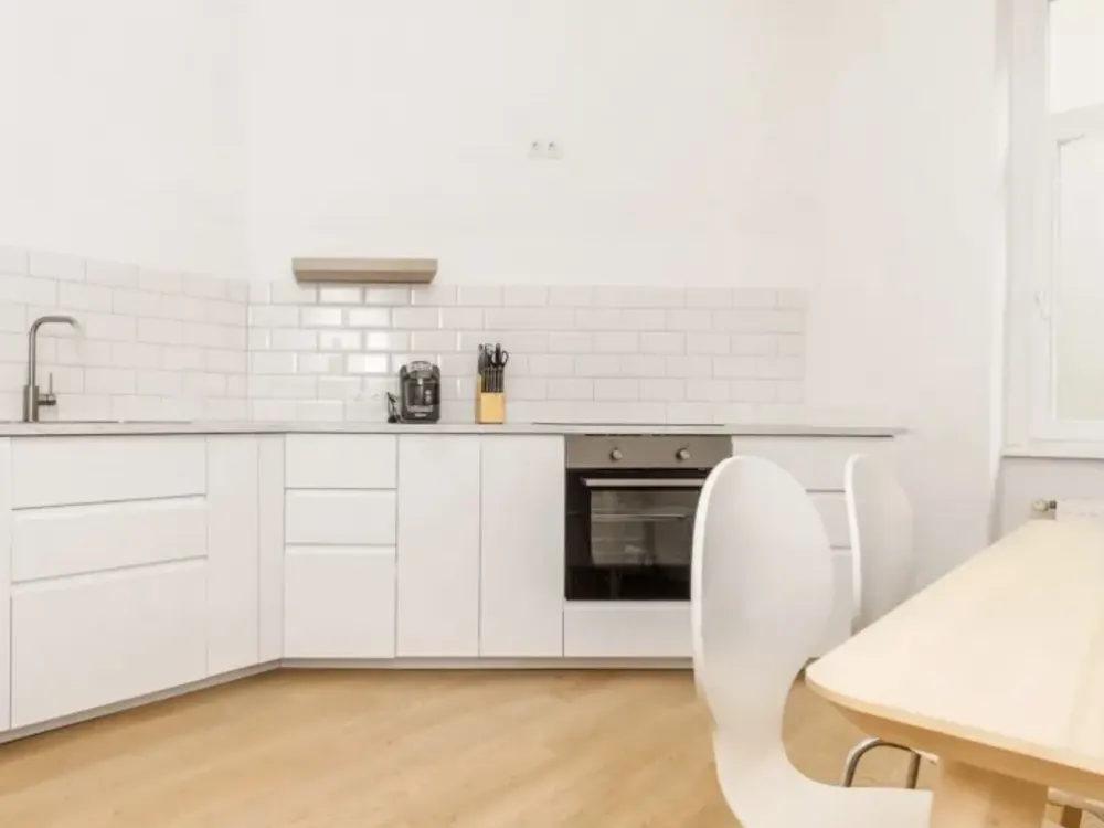 Neues Zuhause in Stadtmitte - individuelle Altbauwohnung in fantastischer Lage Nähe Torstrasse