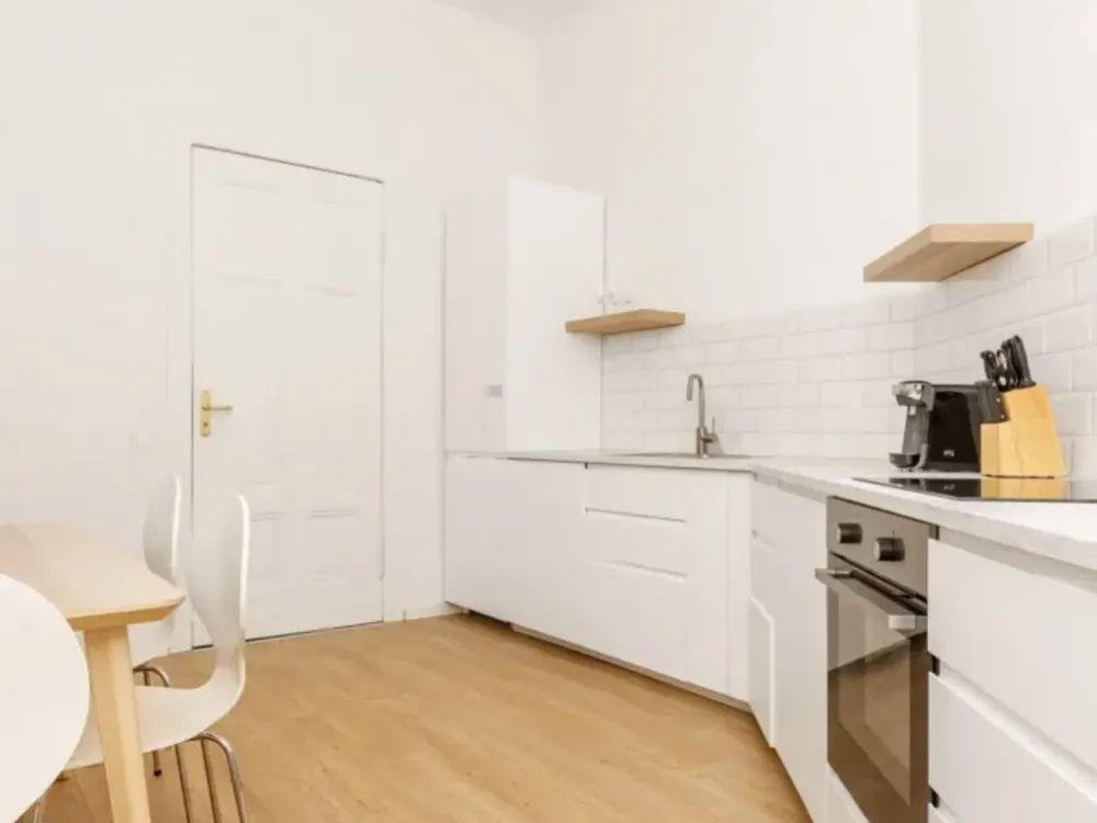 Neues Zuhause in Stadtmitte - individuelle Altbauwohnung in fantastischer Lage Nähe Torstrasse