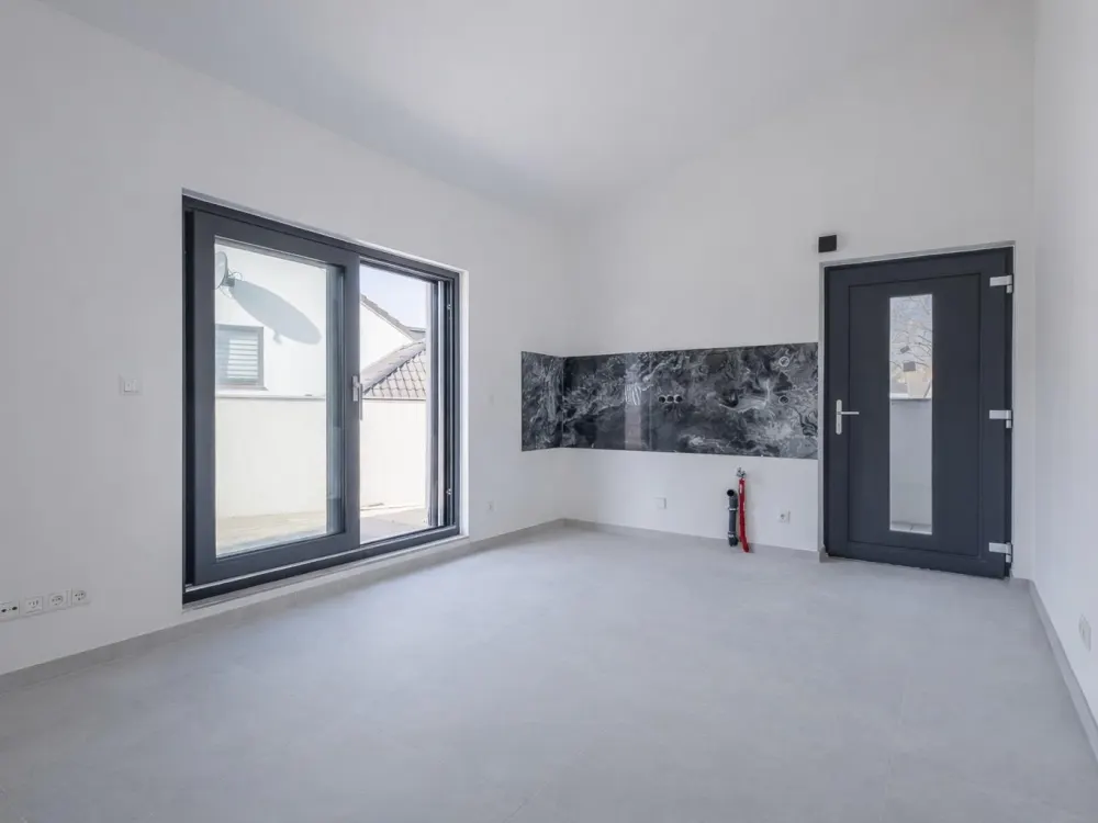 2 - Zimmer Einliegerwohnung mit Terrasse in Hamburg-Lurup*