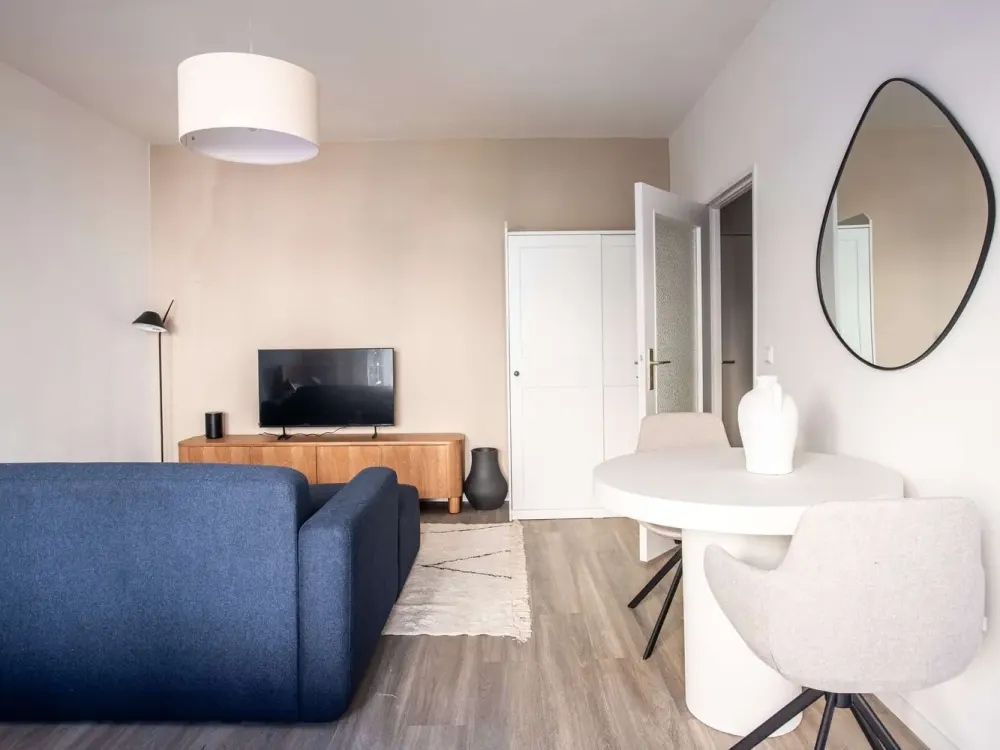 Perfekte 1-Zimmer Wohnung in bester Lage in Charlottenburg, vollständig möbliert & ausgestattet