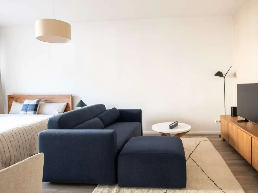 Perfekte 1-Zimmer Wohnung in bester Lage in Charlottenburg, vollständig möbliert & ausgestattet