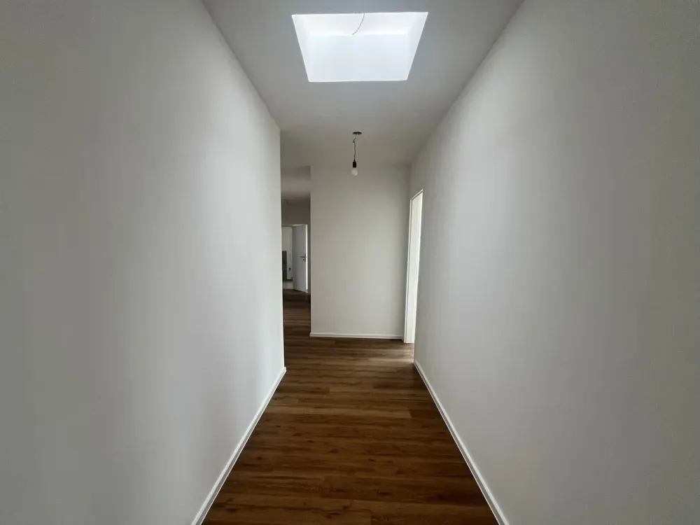 Traumhafte 4-Zimmer-Dachgeschosswohnung nach Kernsanierung in Köln-Lindenthal