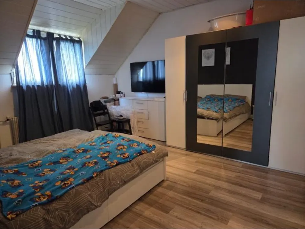 Schöne 4 Zimmer DG mit Garten in Dortmund - Mengede