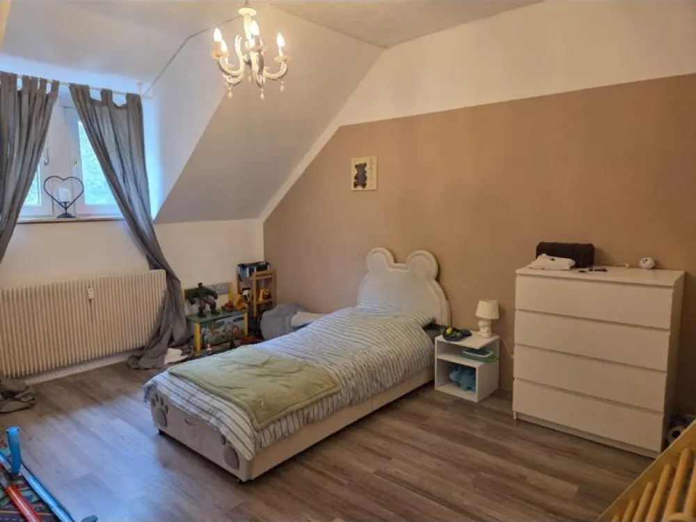 Schöne 4 Zimmer DG mit Garten in Dortmund - Mengede