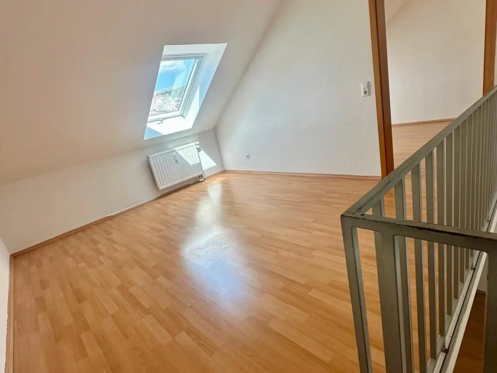 3 ZKB + Galerie Wohnung/Maisonette Zentral