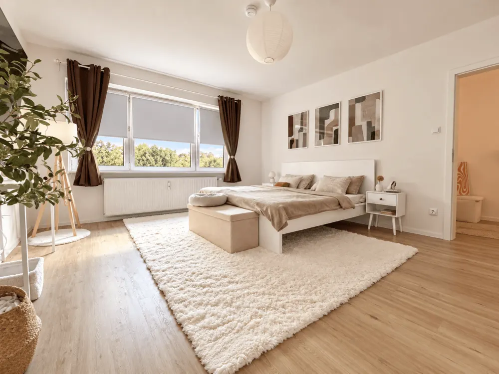 01.11. : Großzügige 3-Zimmer-Wohnung mit Balkon und Tiefgaragenstellplatz in Hamburg-Poppenbüttel