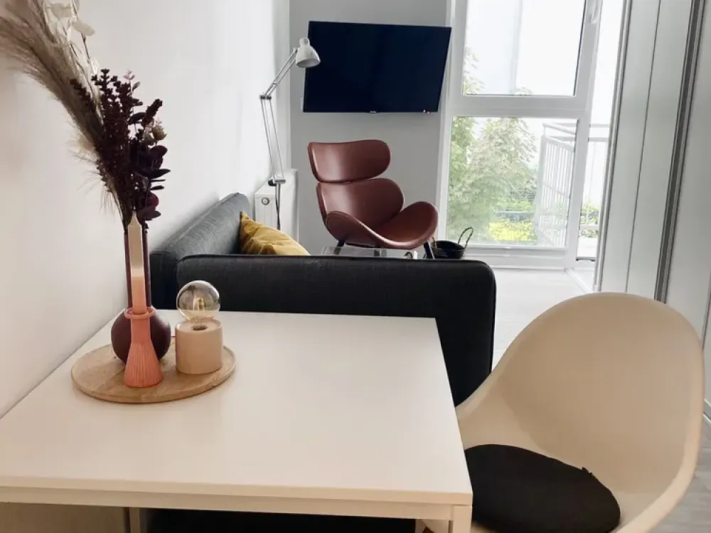Fully Furnished 1.5-Room Apartment in Friedrichshain | All-Inclusive | Voll möbliert ab sofort