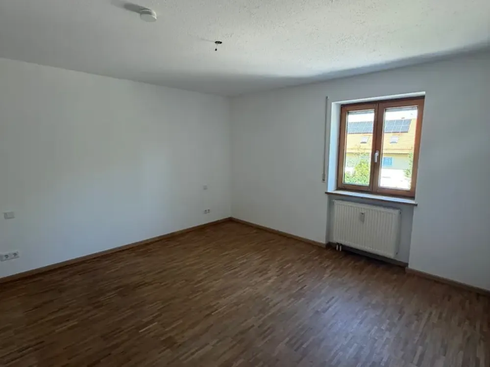 Helle 3-Zimmer Wohnung in Ottenhofen mit 80 m² Wohnfläche
