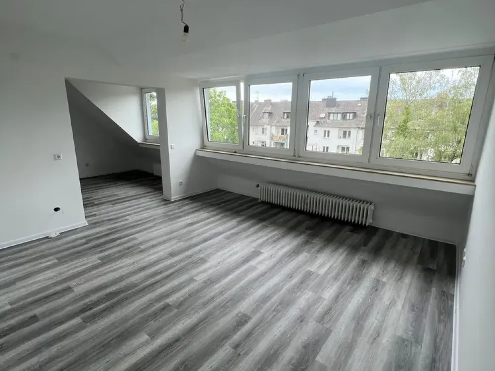 Sanierte 1,5 Zimmerwohnung Köln