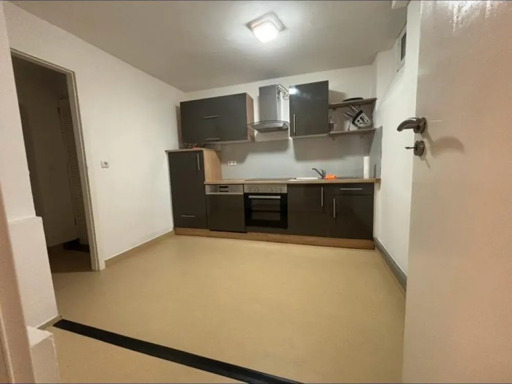 Voll möbelierte Souterrain Wohnung - All - Inclusive Miete