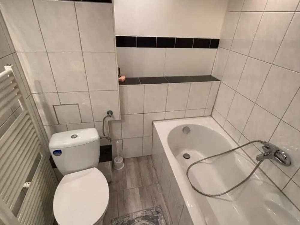 Voll möbelierte Souterrain Wohnung - All - Inclusive Miete