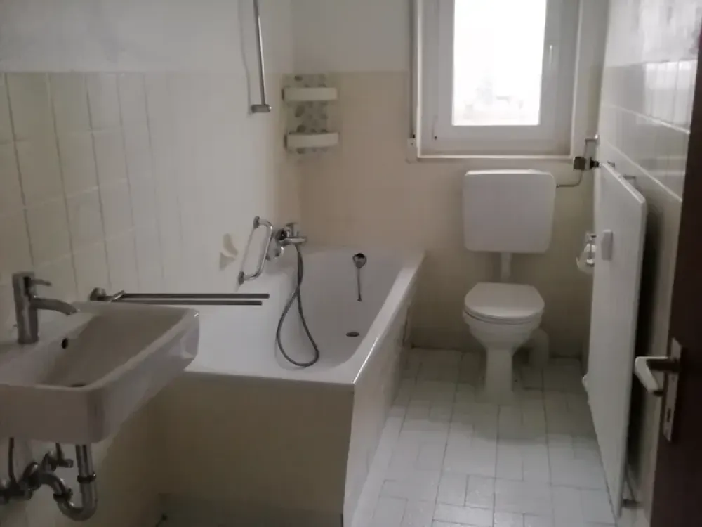 Wohnen mit Charakter: 2-Zimmer-Wohnung in Karlsruhe-Grünwinkel