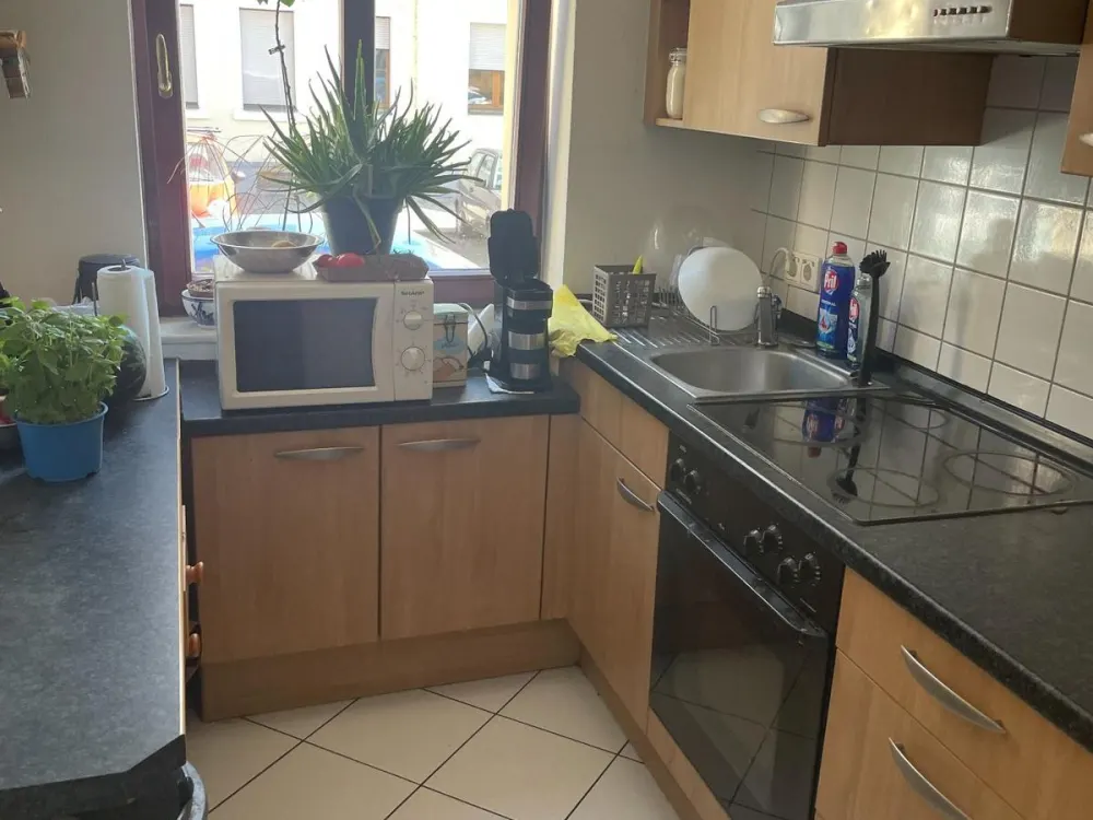 Tolle 4-Zimmer-Wohnung in Mickten mit EBK und Balkon!