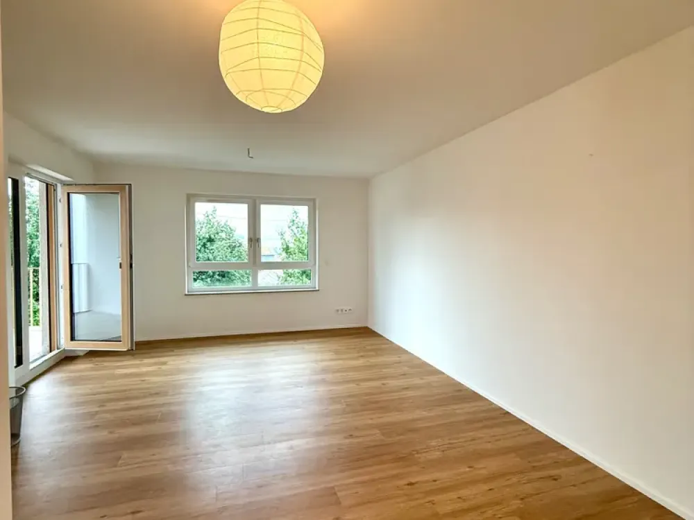 Modernes Wohnen mit durchdachtem Grundriss und Balkon