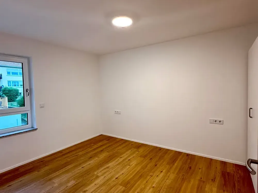 Modernes Wohnen mit durchdachtem Grundriss und Balkon