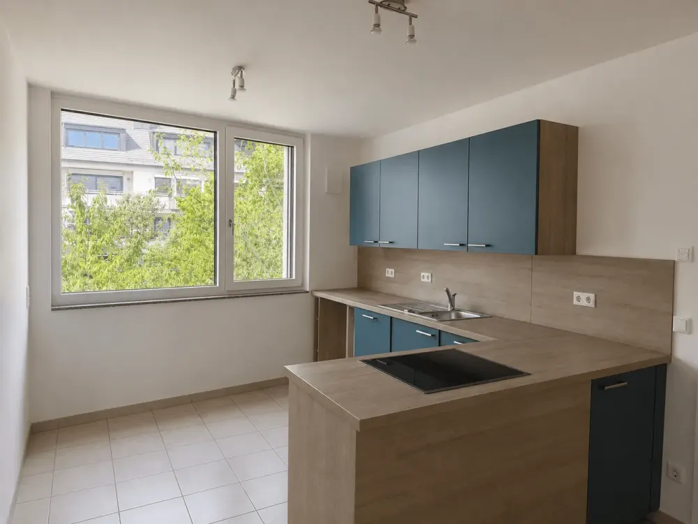 QQI: Traumhaft hell: 3-Zimmer-Wohnung mit Süd-Loggia am Westpark