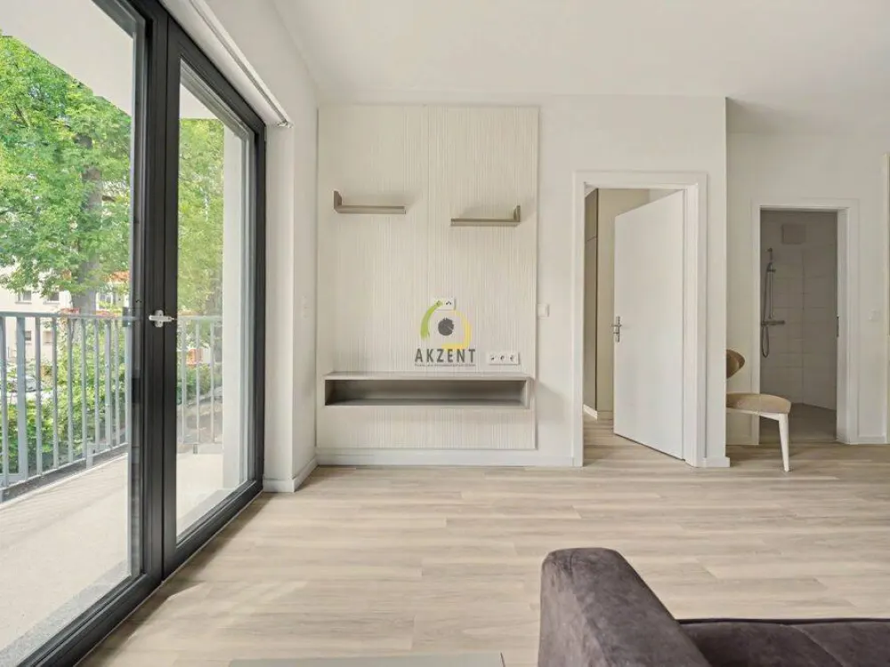 First Occupancy - Stylish 1.5-Room New Apartment with Balcony, Fitted Kitchen & Furnishing - Directly at the S-Bahn Station
