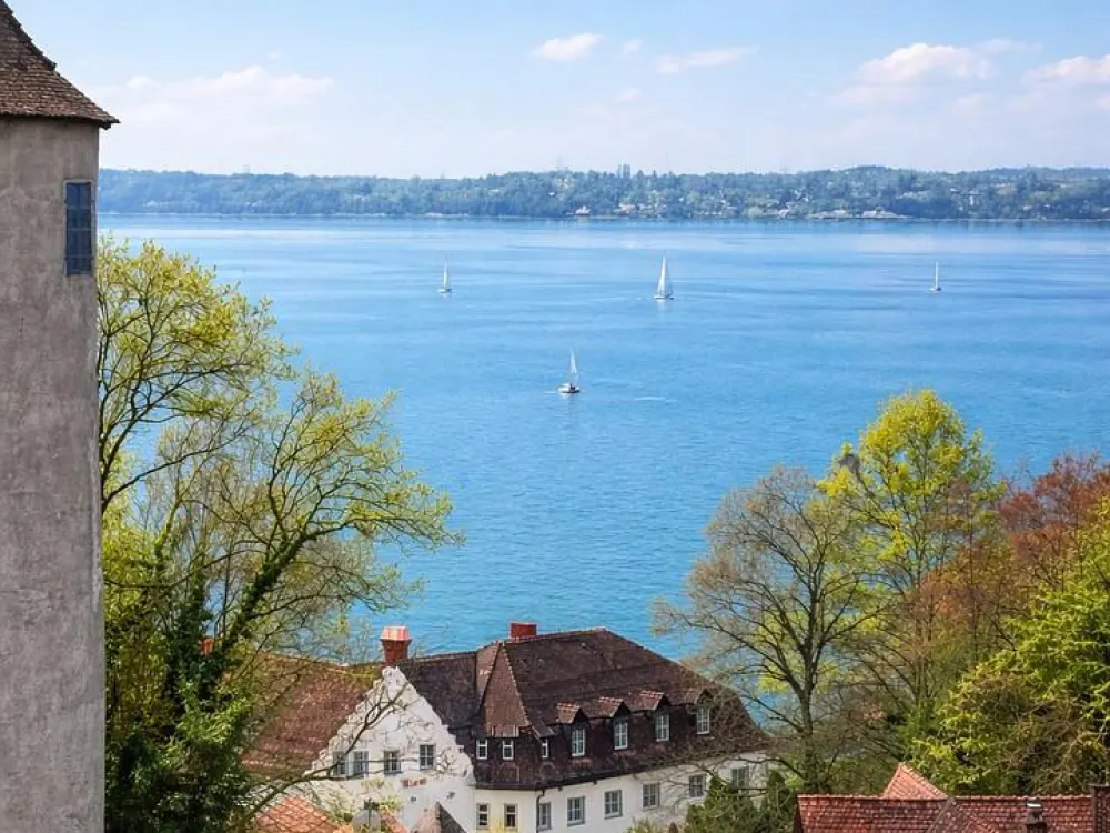 Atemberaubende Burg- und Seesicht - 155m² große Wohnung in Meersburg