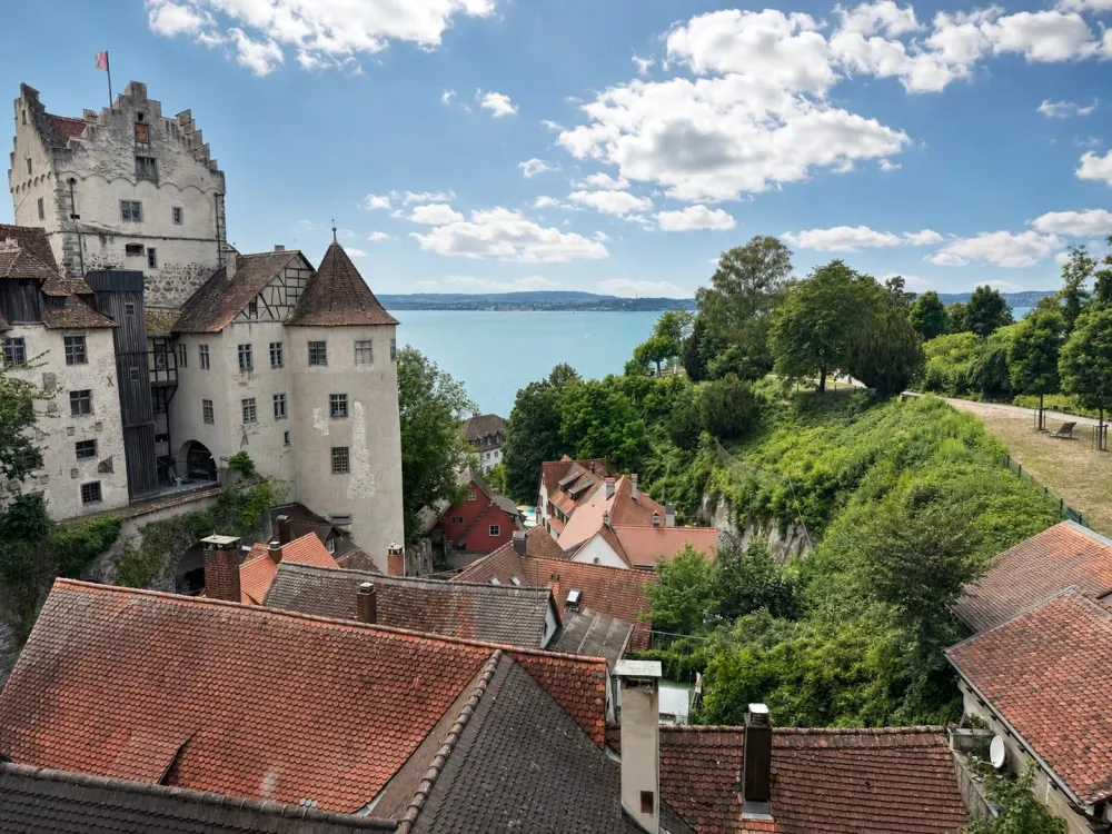 Atemberaubende Burg- und Seesicht - 155m² große Wohnung in Meersburg