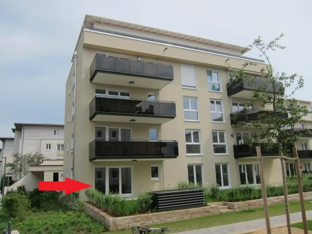 3-Zimmer- Wohnung im EG mit Terrasse und Gartenteil in Unterhaching