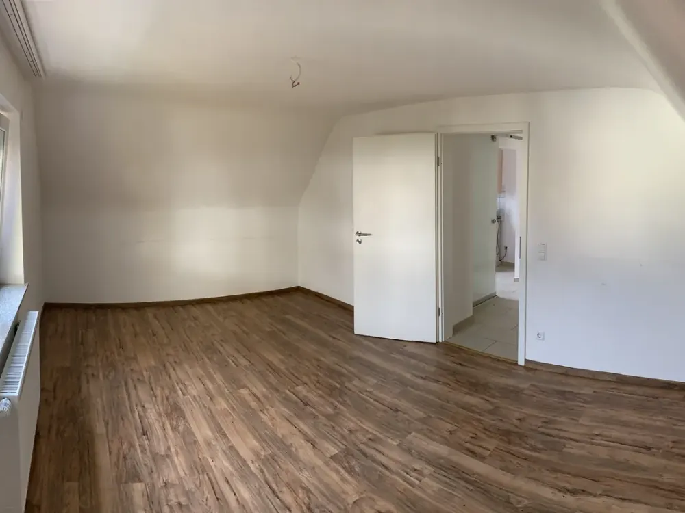 3-Zimmer in LEONBERG CITY LAGE, AB SOFORT VERFÜGBAR