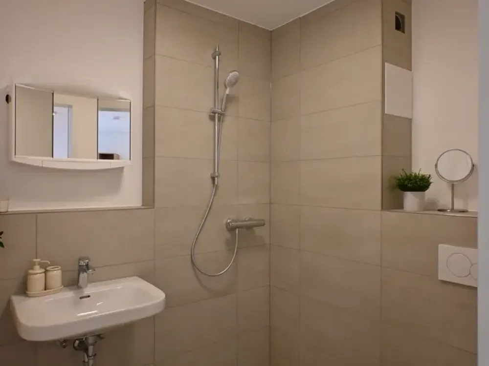 LENNER´S CAMPUSAPARTMENTS! Möblierte Apartments mit Balkon direkt an der UNI-Bochum!