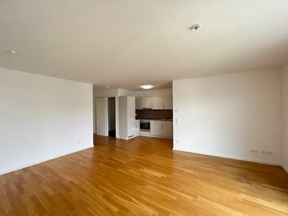 Hoch hinaus wohnen: Stilvolle 3-Zimmer-Wohnung mit Einbauküche in den Glasbläserhöfen