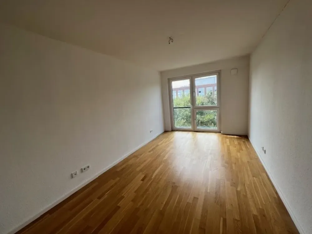 Hoch hinaus wohnen: Stilvolle 3-Zimmer-Wohnung mit Einbauküche in den Glasbläserhöfen