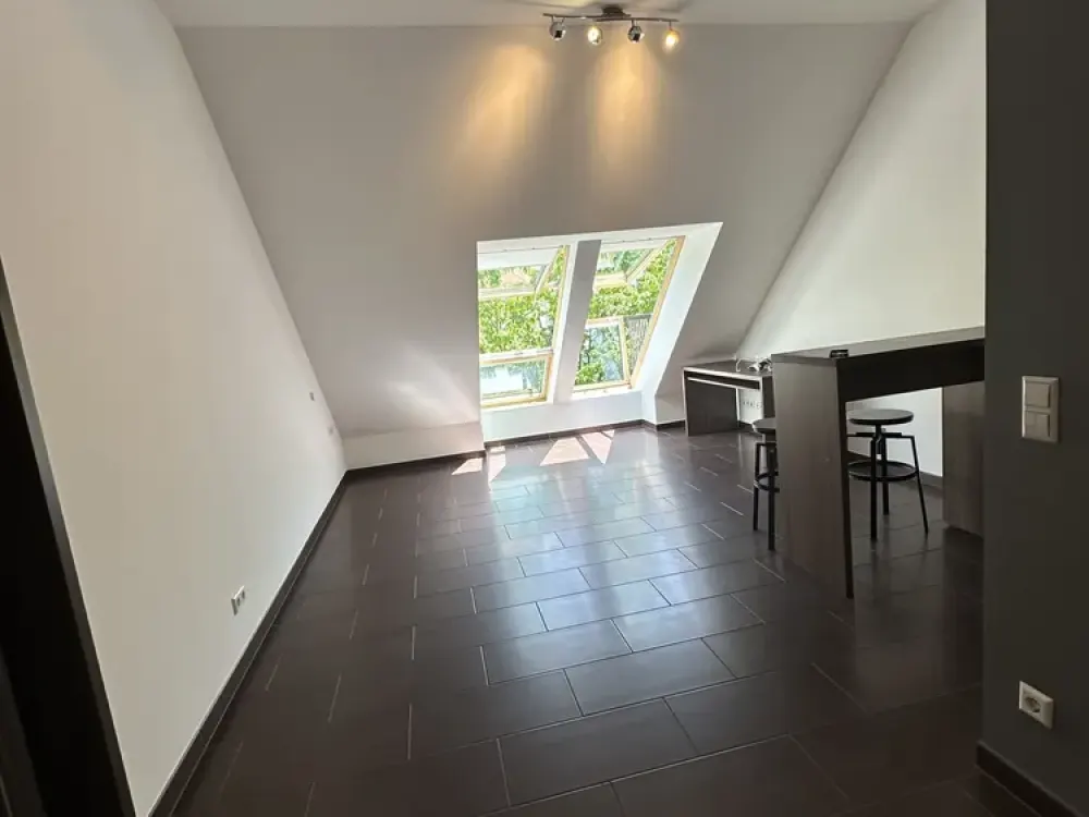 Modern 1-Room Apartment in the Clinic District - Quiet, Central & Barrier-Free