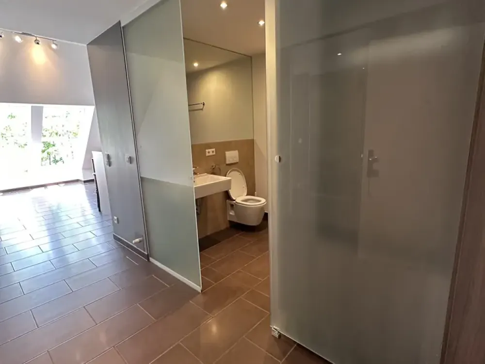 Modern 1-Room Apartment in the Clinic District - Quiet, Central & Barrier-Free