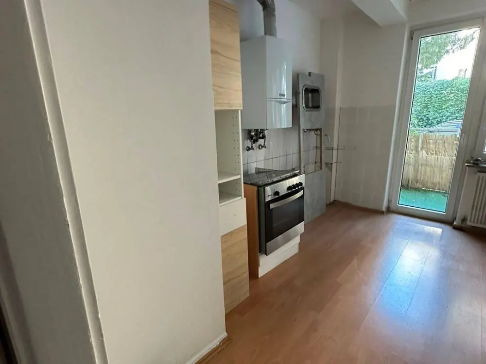 Düsseldorf-Golzheim Grenze zu Derendorf - 1 Raum-App mit Balkon