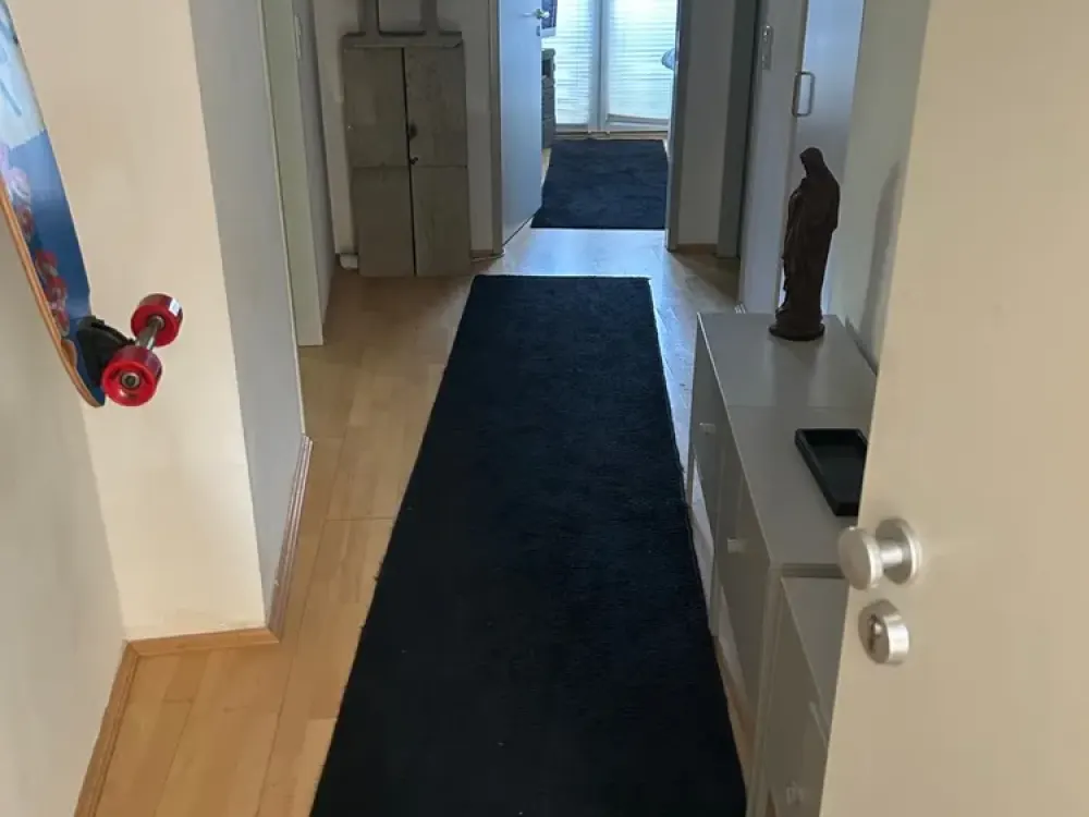 Möbeliertes Wohnen auf Zeit mit Charakter: 1,5-Zimmer-Apartment im Mediapark
