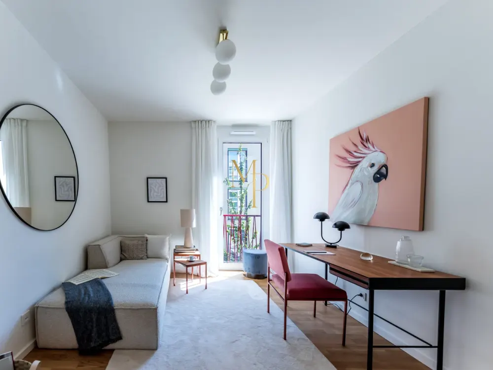 THE ART OF ARRIVING: Furnished 3-Room Apartment with Southwest Balcony