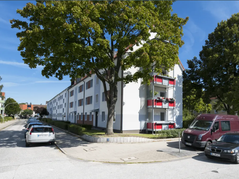 Gut geschnittene 2 1/2-Zimmer Wohnung mit Balkon