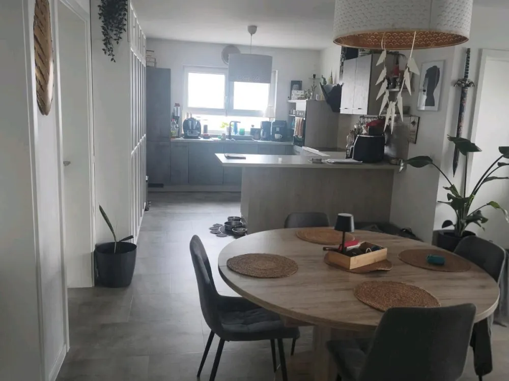 4 Raum Wohnung zum vermieten