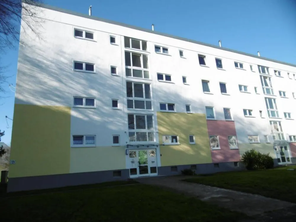 3 Zimmerwohnung mit LAMINAT!!!!!!