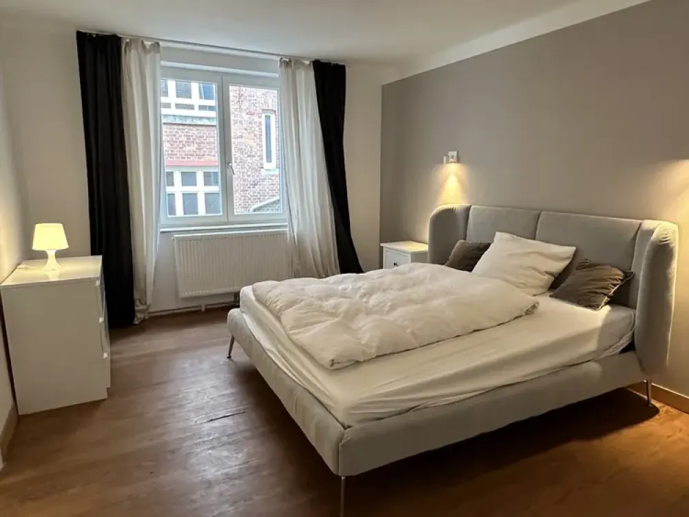 NEW! Renovated Stuttgart-West Old Building Apartment Fully Furnished